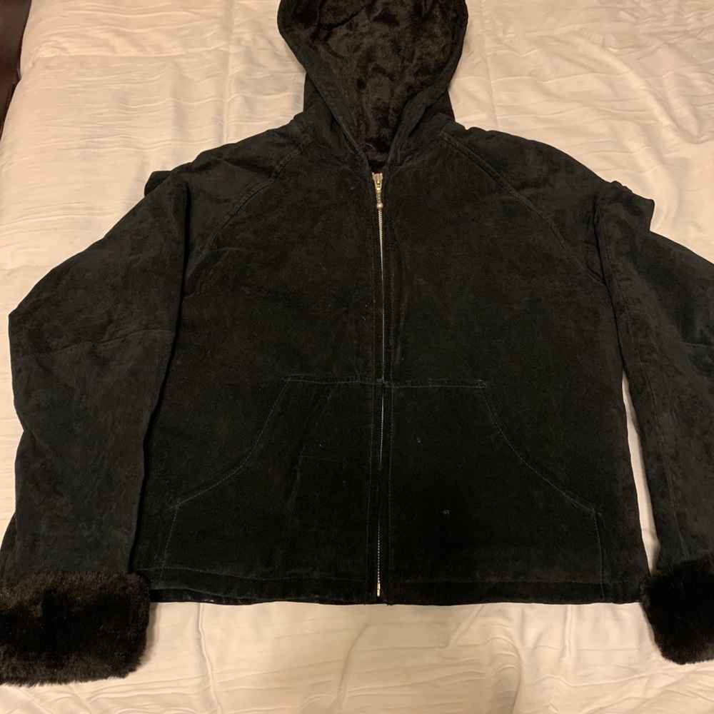 Women’s black leather/suede jacket size medium